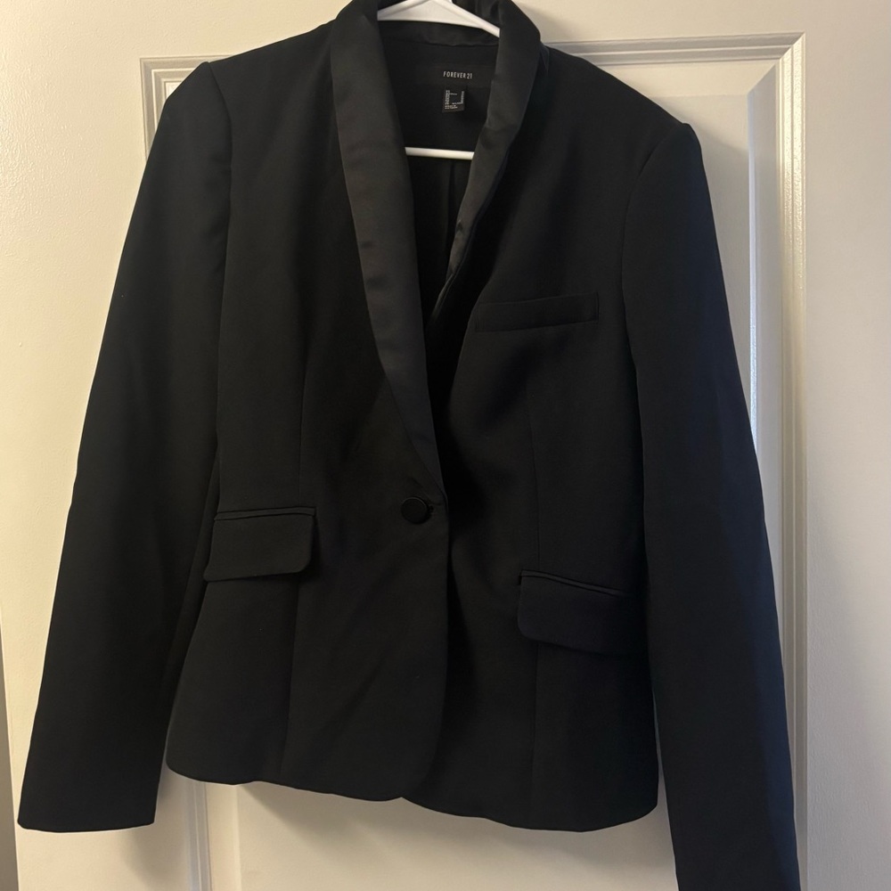 Forever 21 Classic Black Women's Blazer